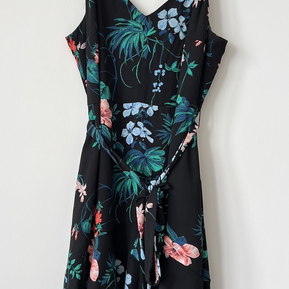 BANANA REPUBLIC Tiered Midi Dress - Picture 3 of 8